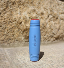 Load image into Gallery viewer, Juguete japonés Mokuru Fidget Stick Flip Stress Reliever escritorio juguetes antiestrés rodillo de escritorio juguete Kururin madera Fidget Stick Mokuru